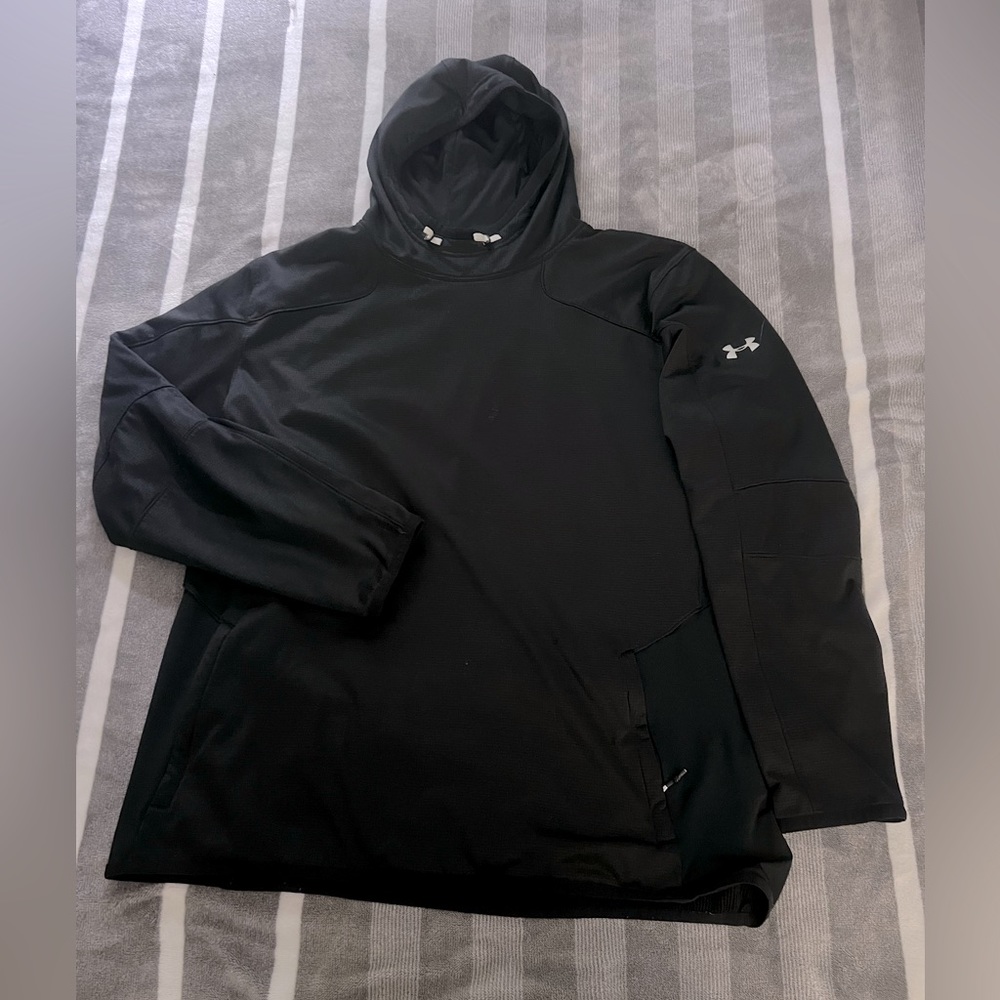 Under Armour Men’s Hoodie Size 4XL